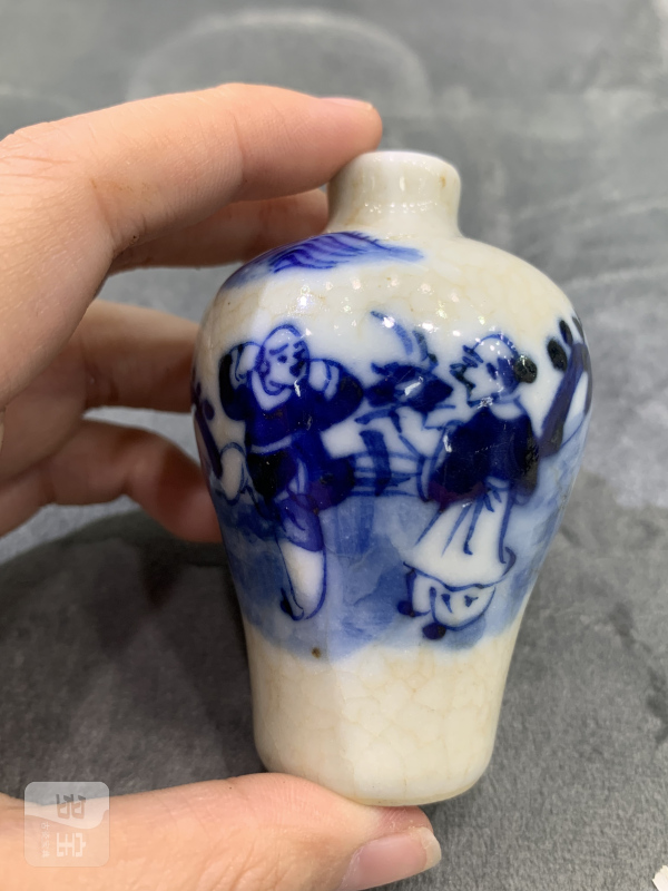 清晚期哥釉青花和合二仙纹鼻烟壶 - 图2